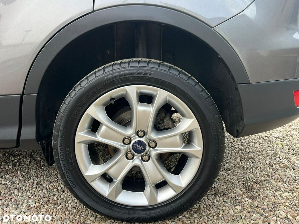 Ford Kuga 1.6 EcoBoost 2x4 Titanium - 13