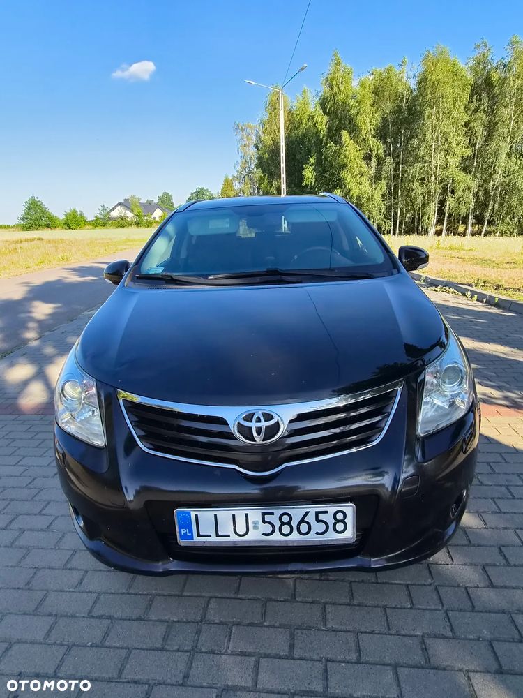 Toyota Avensis 2.0 Sol EU5 - 1