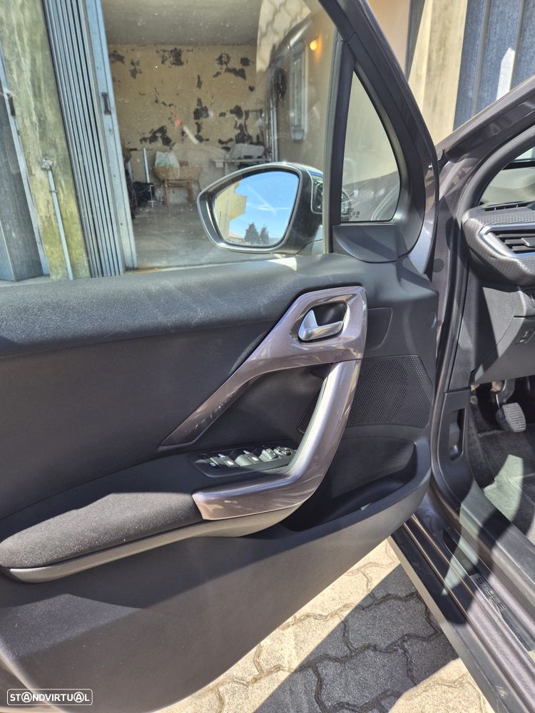 Peugeot 2008 1.6 BlueHDi Active - 17