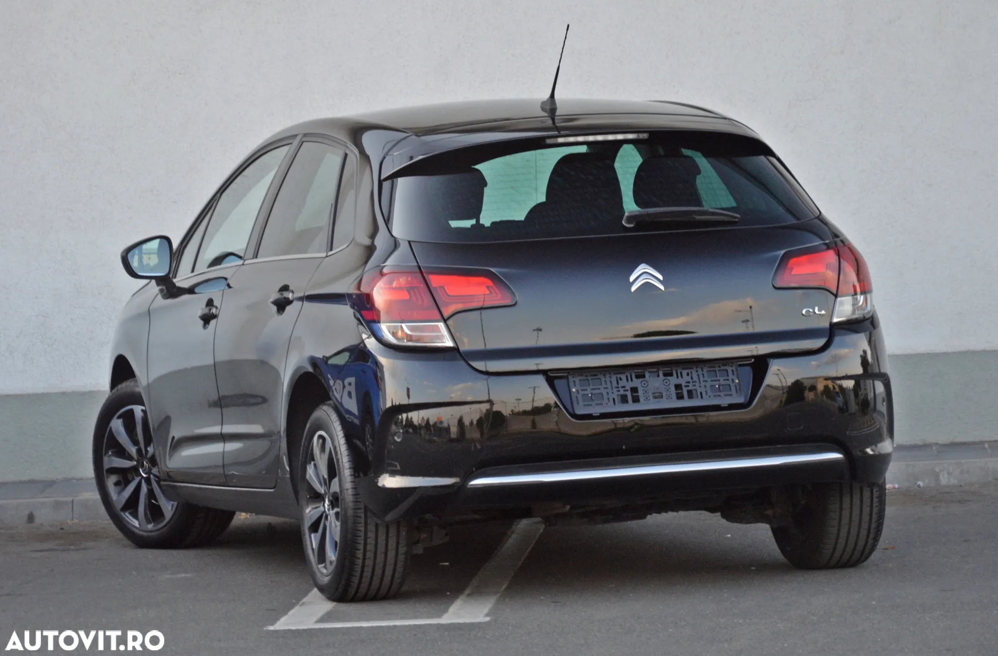 Citroën C4 BlueHDi S&S EAT Feel - 4