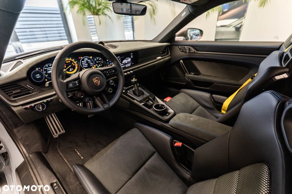 Porsche 911 - 9