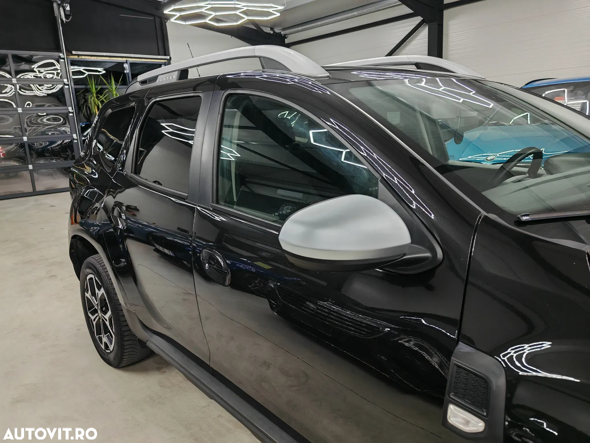 Dacia Duster SCe 115 2WD Prestige - 28