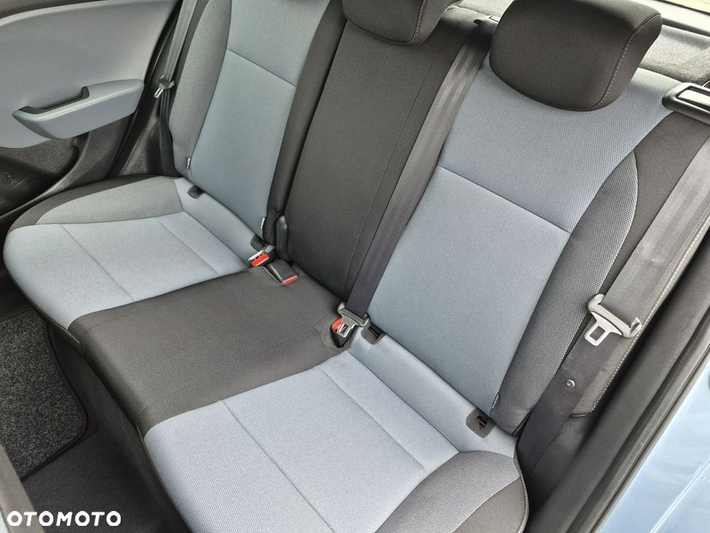 Hyundai i20 - 25