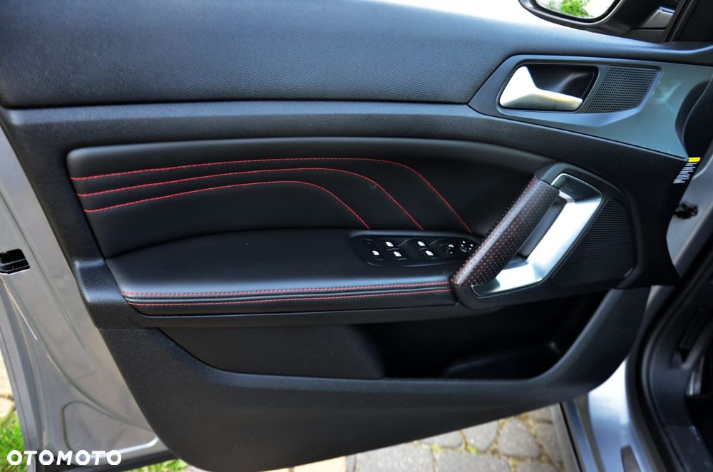 Peugeot 308 - 35