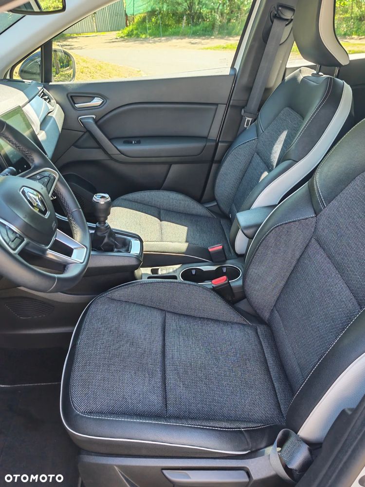 Renault Captur 1.3 TCe mHEV Techno - 10