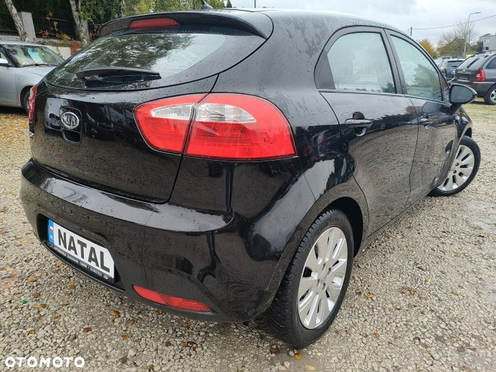 Kia Rio - 2