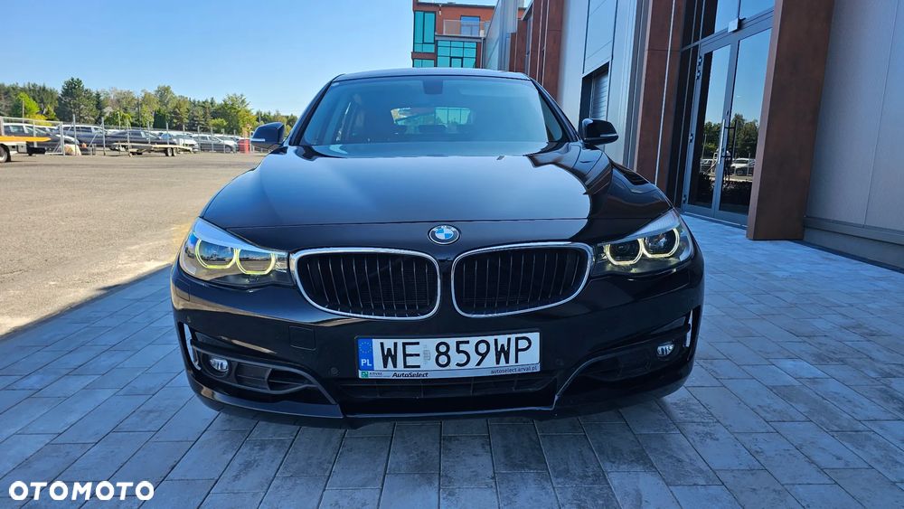 BMW 3GT 320i GPF Business Edition - 5