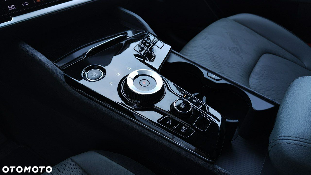 Kia Sportage - 12