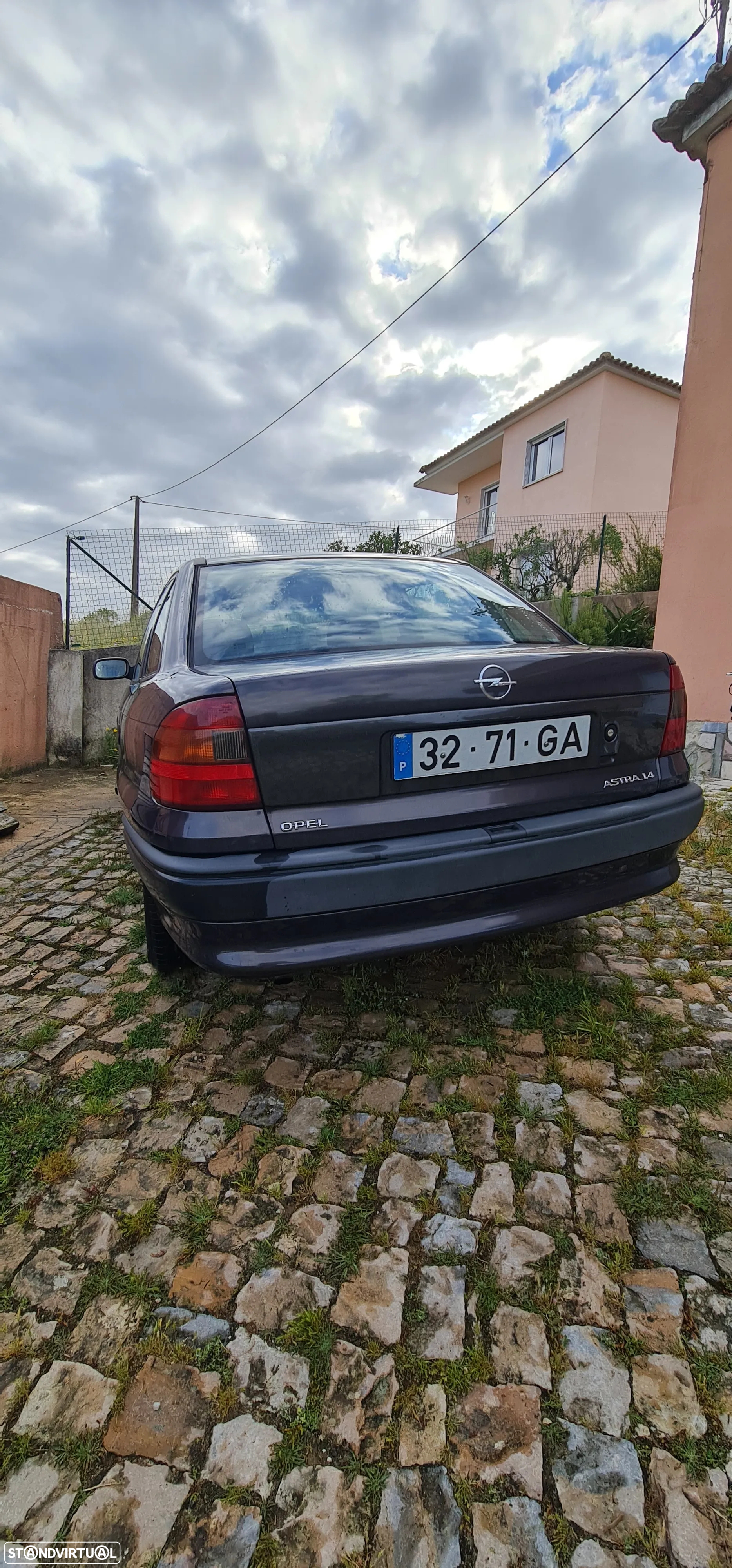 Opel Astra 1.4i GLS - 2