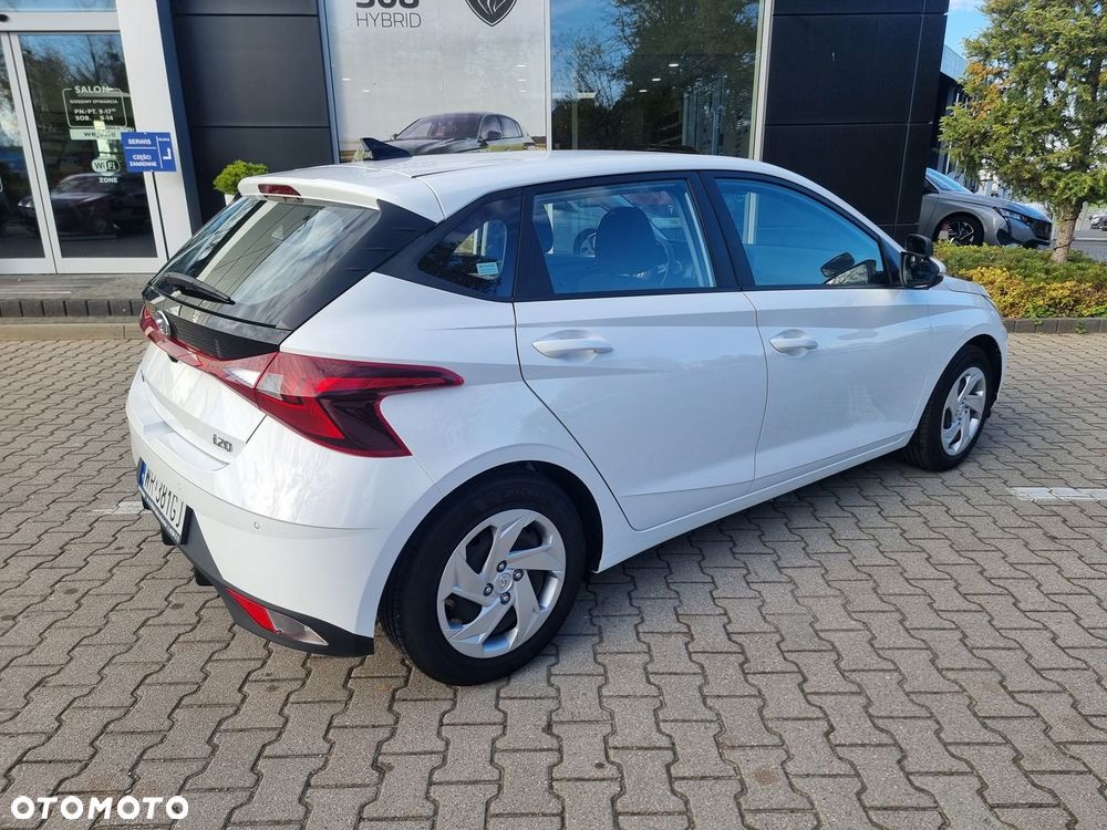 Hyundai i20 1.2 Pure - 12