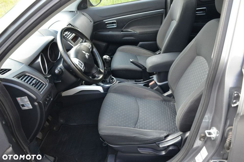 Mitsubishi ASX - 20