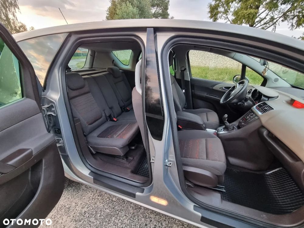 Opel Meriva 1.4 T Edition 150 S&S - 19