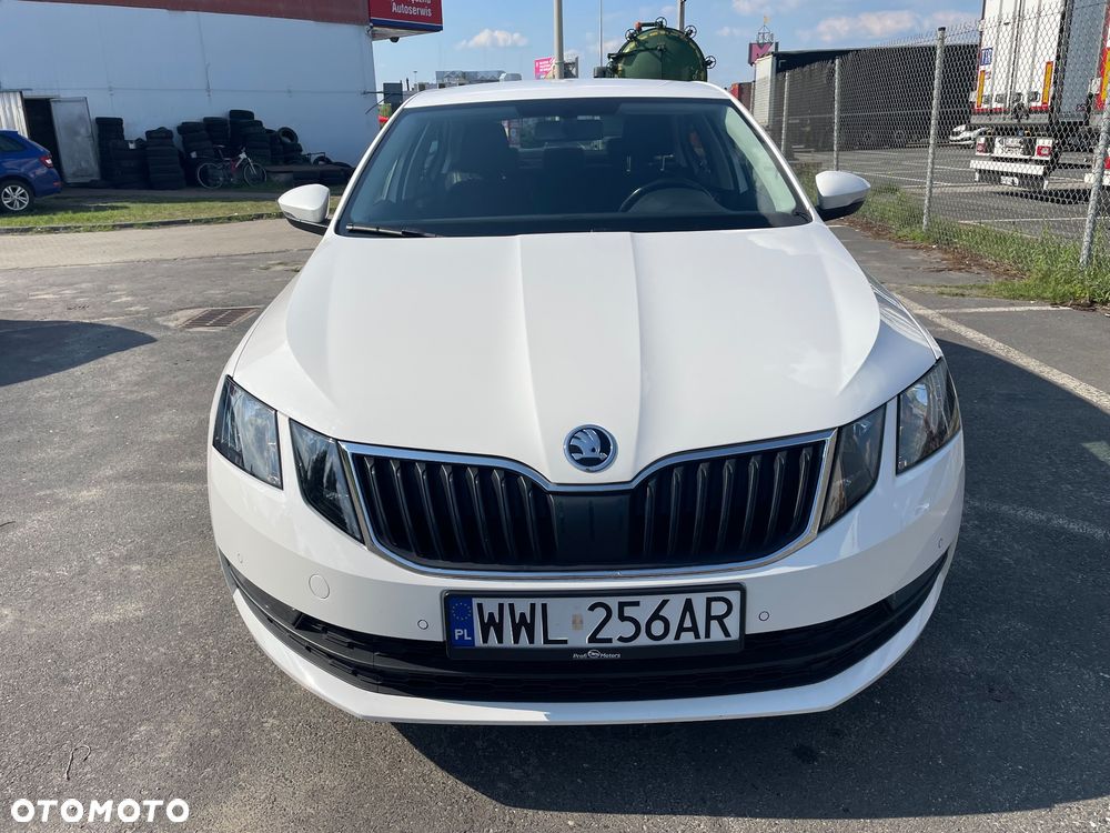 Skoda Octavia 1.6 TDI SCR Ambition - 2