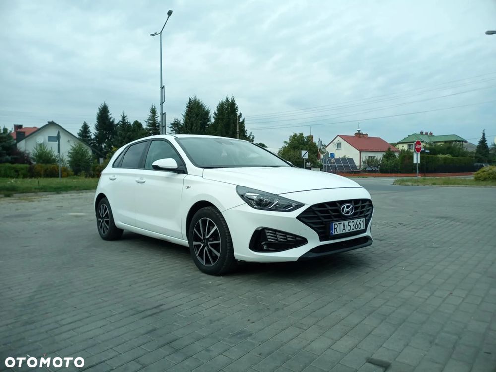 Hyundai i30 1.5 DPI Classic + - 2