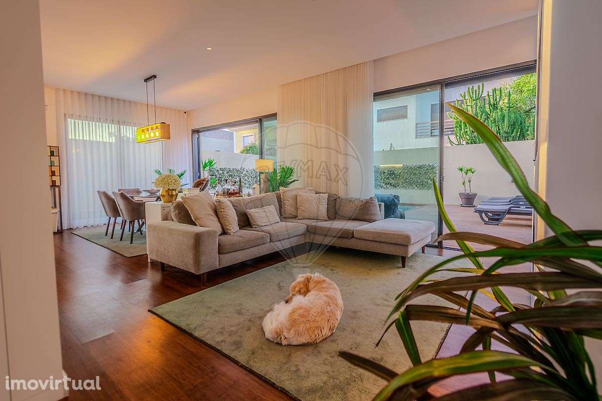 Moradia T4 para venda - Grande imagem: 2/43