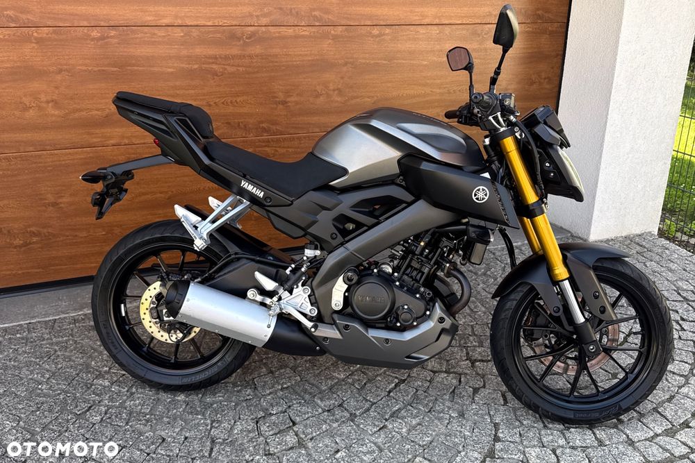 Yamaha MT - 2