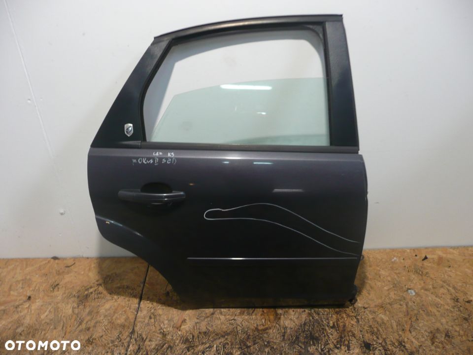 FORD FOCUS MK2 04-11 DRZWI PRAWE TYLNE TYŁ K9