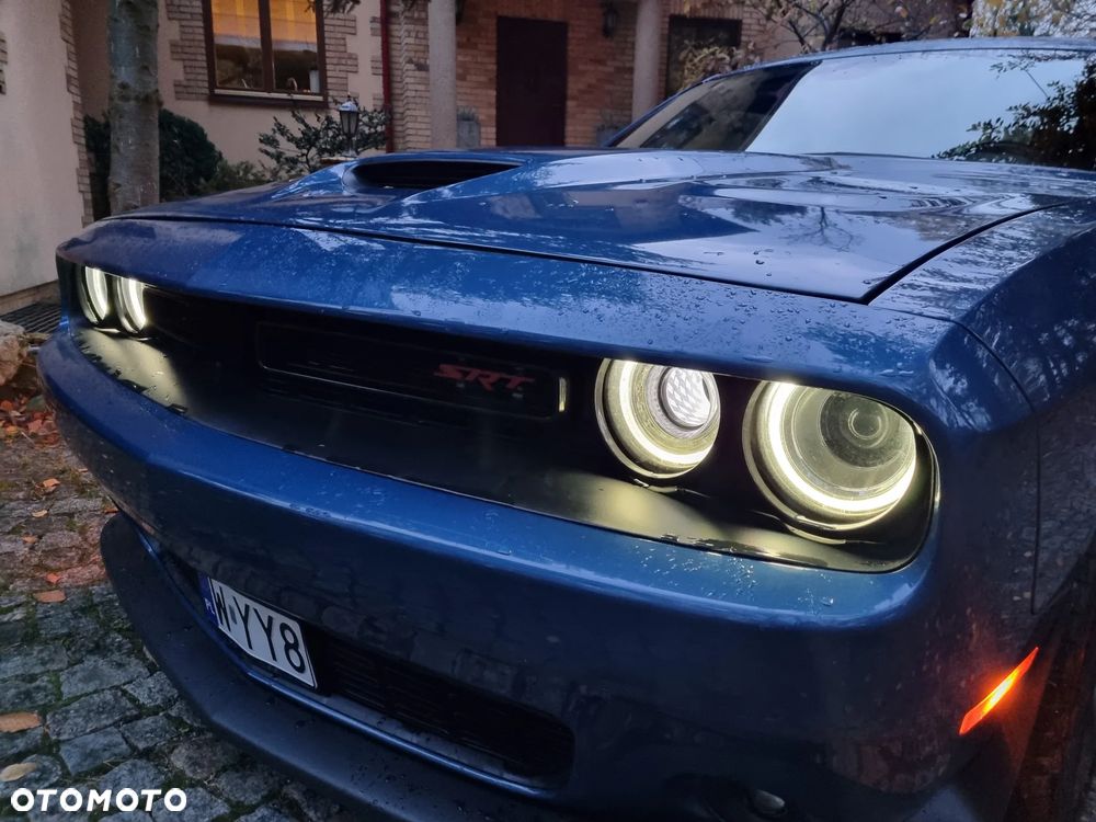 Dodge Challenger 6.4 Scat Pack - 25