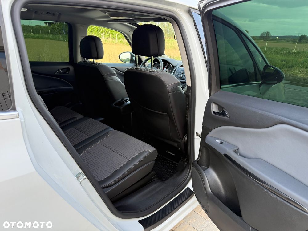 Opel Zafira 2.0 CDTI Cosmo - 19