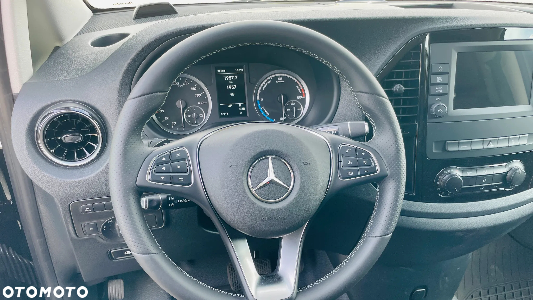 Mercedes-Benz Vito - 12