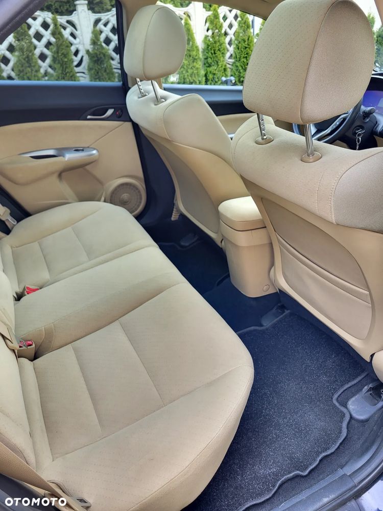 Honda Civic 1.8 Executive - 12