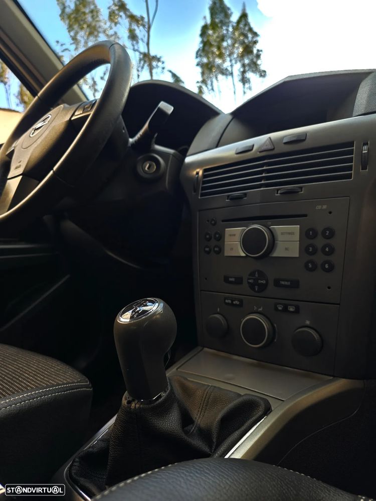Opel Astra 1.3 CDTI Cosmo - 47