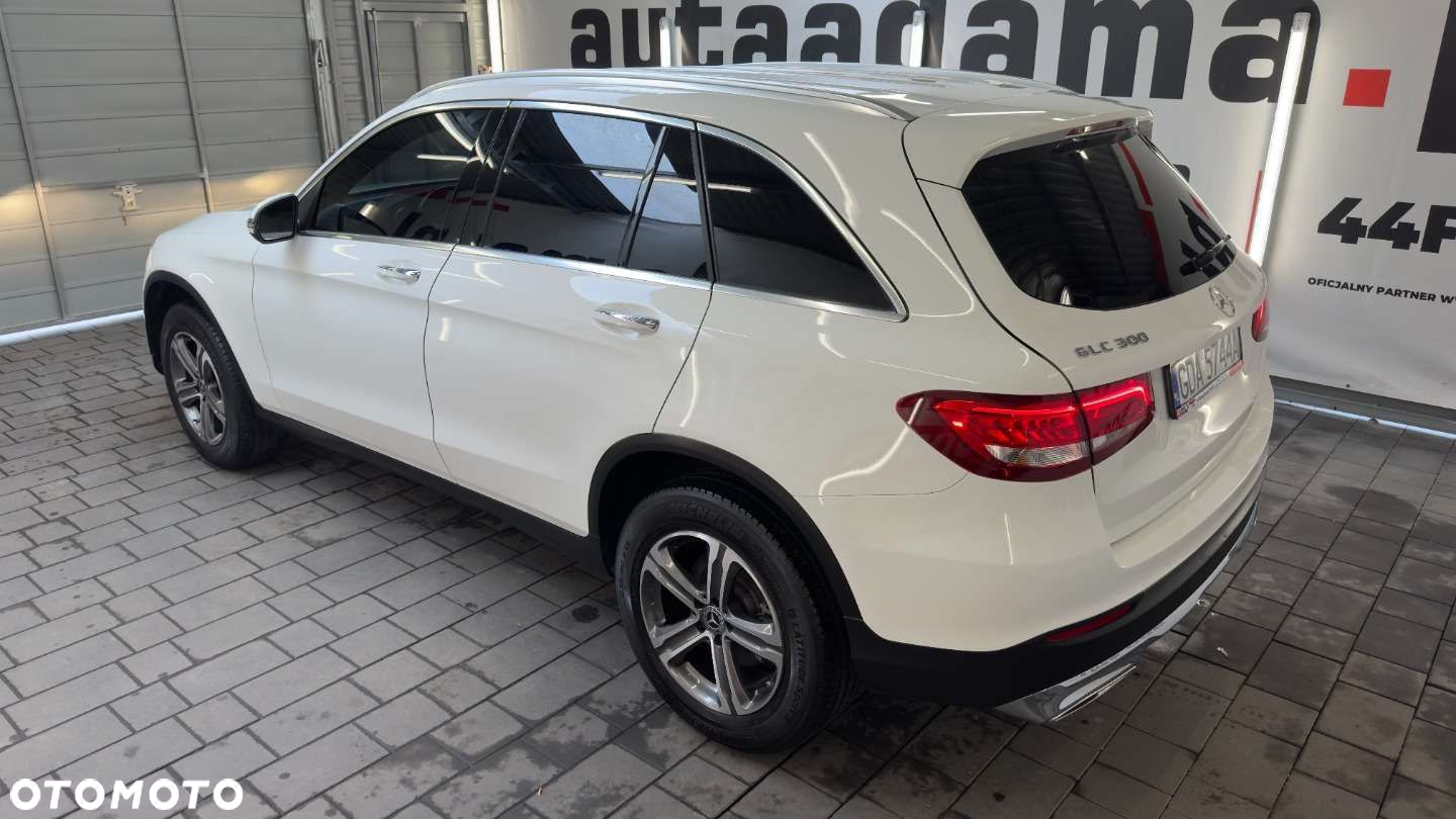 Mercedes-Benz GLC - 6
