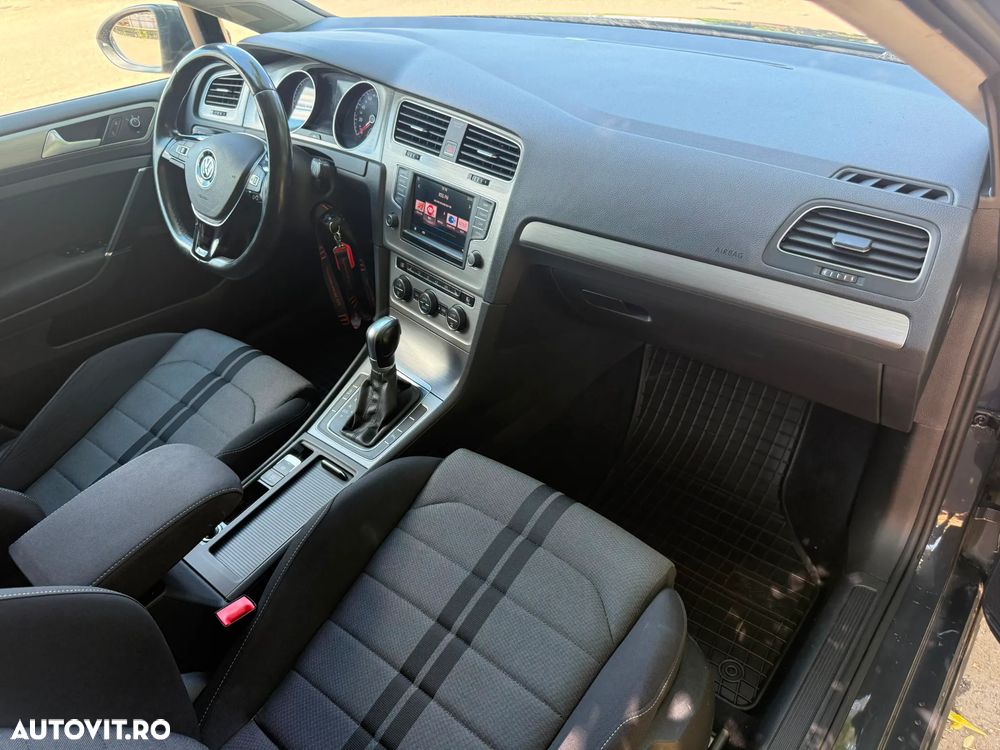 Volkswagen Golf 1.6 TDI DPF BMT DSG Trendline - 15