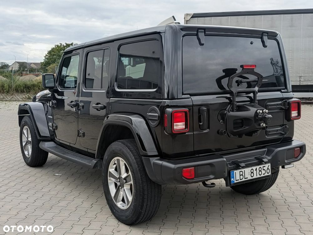 Jeep Wrangler - 4