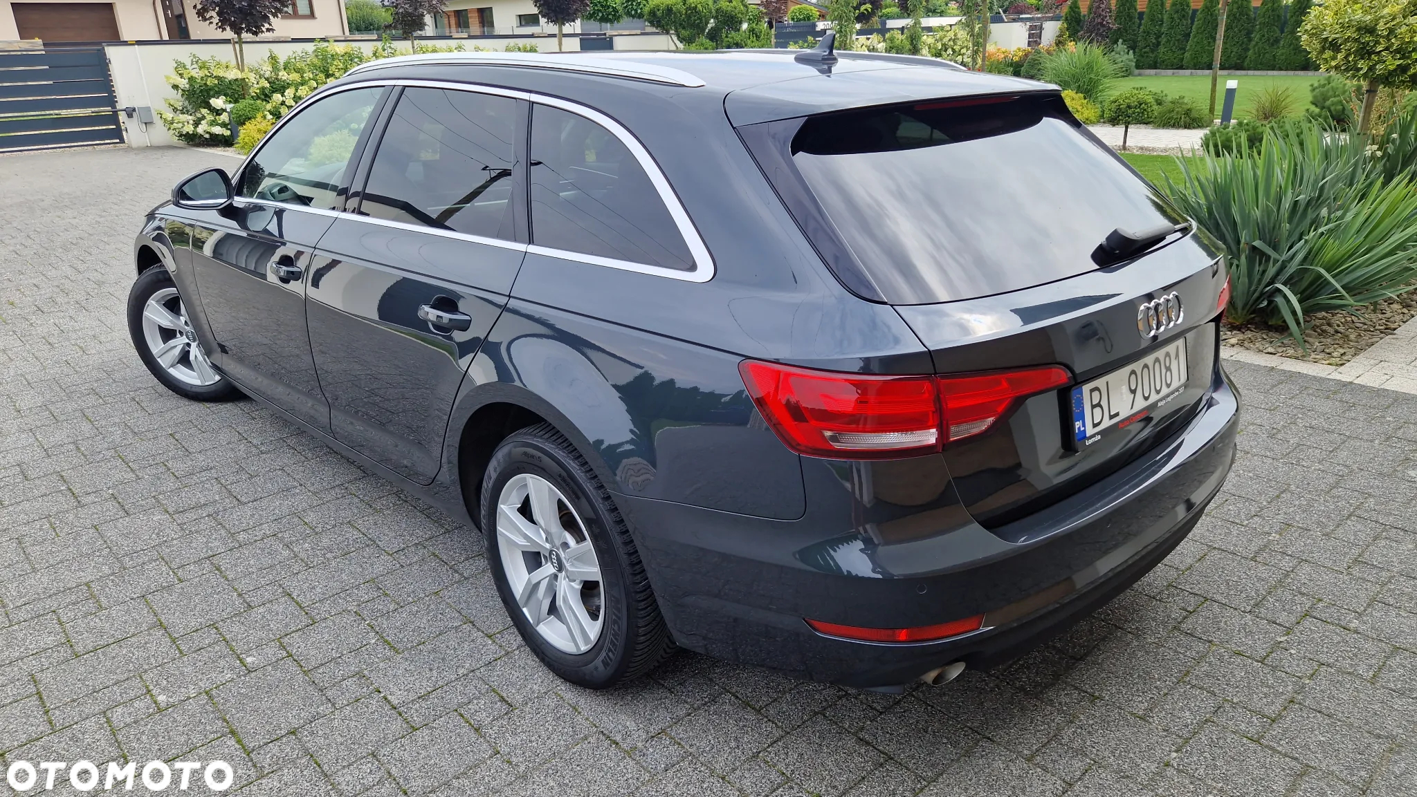 Audi A4 ver-2-0-tdi-s-tronic-sport - 4