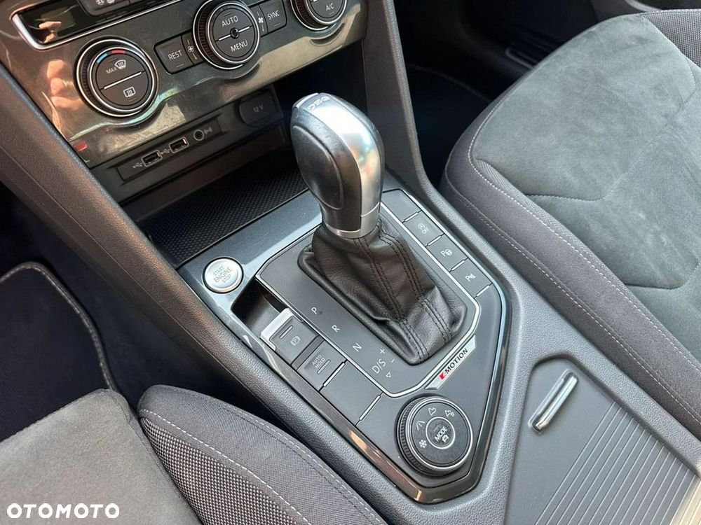 Volkswagen Tiguan - 15