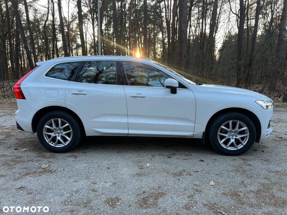 Volvo XC 60 B5 B AWD Geartronic Momentum Pro - 8