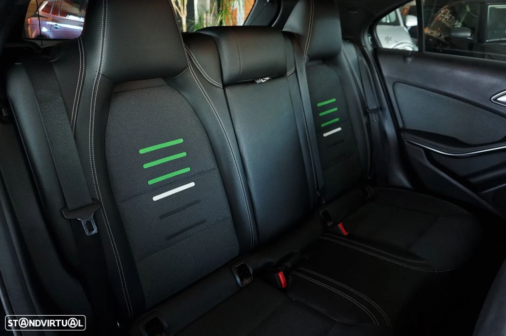 Mercedes-Benz A 180 d Urban - 27