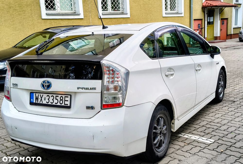 Toyota Prius 1.8 HSD Active - 7