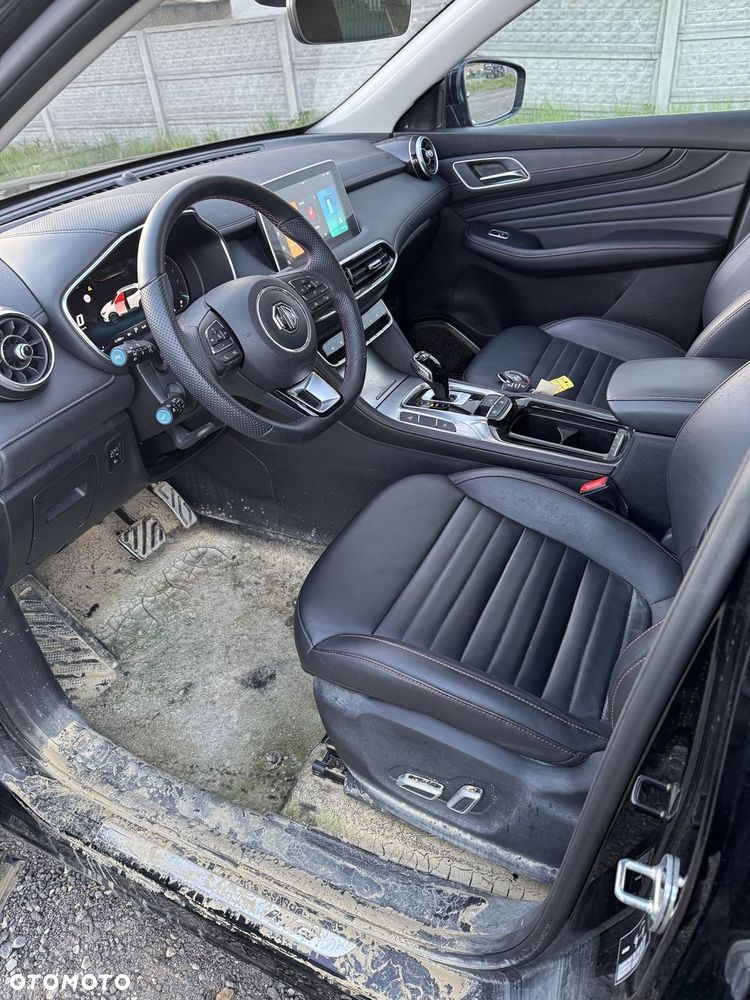 MG HS 1.5T Luxury - 16
