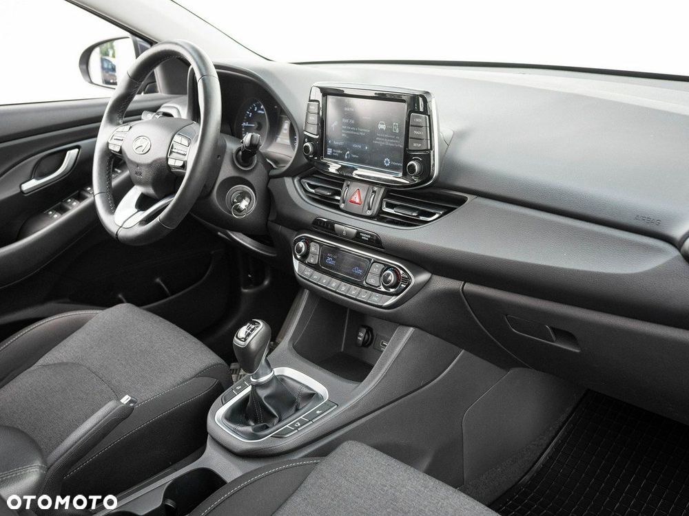 Hyundai i30 1.5 DPI Comfort - 27