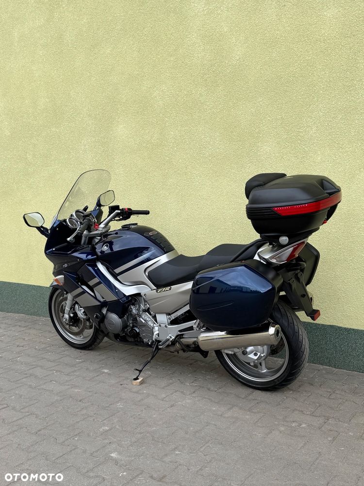 Yamaha FJR - 18
