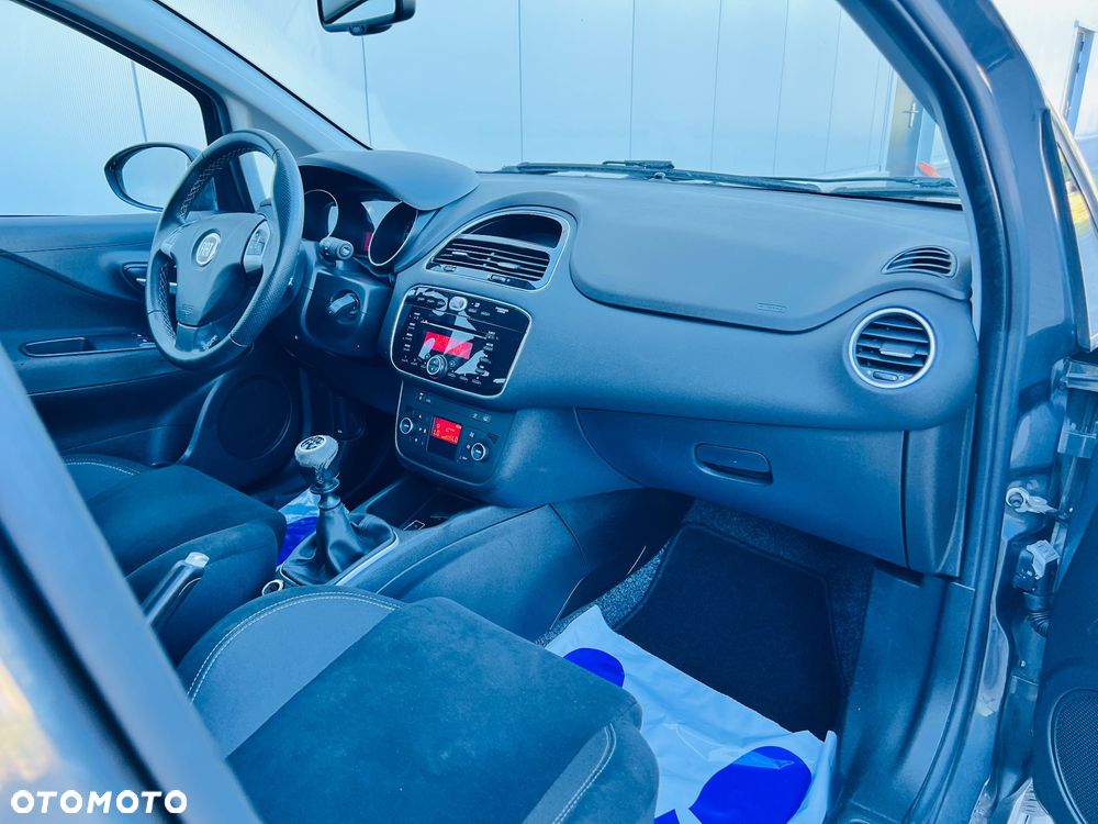 Fiat Punto Evo 1.2 8V Lounge - 31
