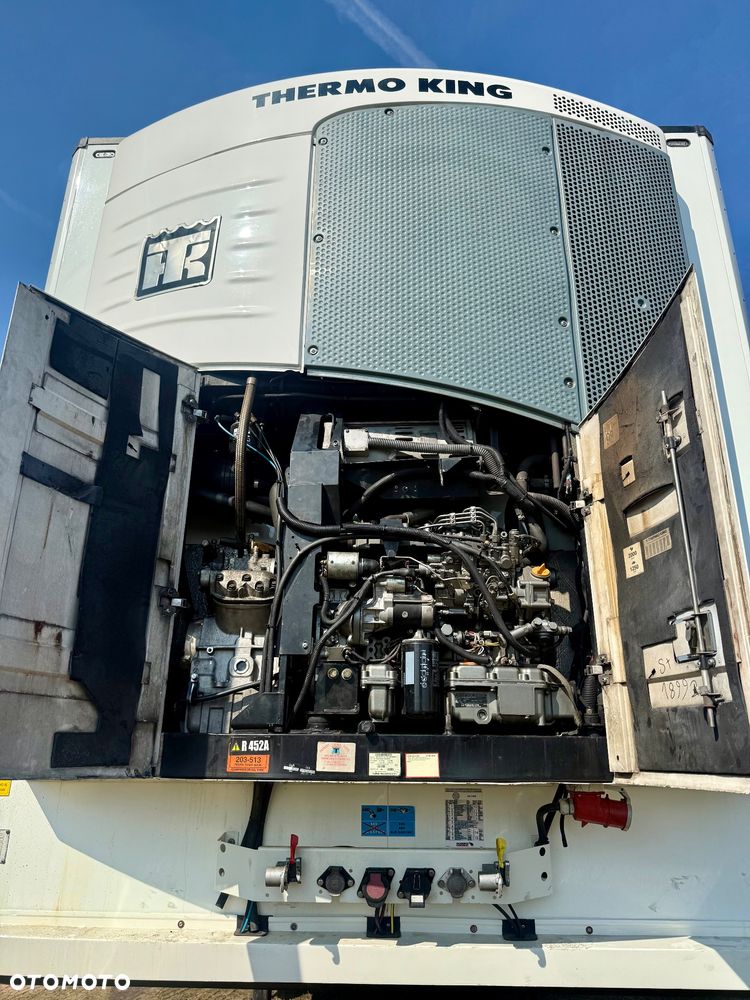 Schmitz Cargobull SCHMITZ / CHLODNIA / THERMO KING SLX 300 / DOPELSTOCHK/KOSZ NA PALETY/ 5 sm ROK PRODUKCJI: 2011 - 14