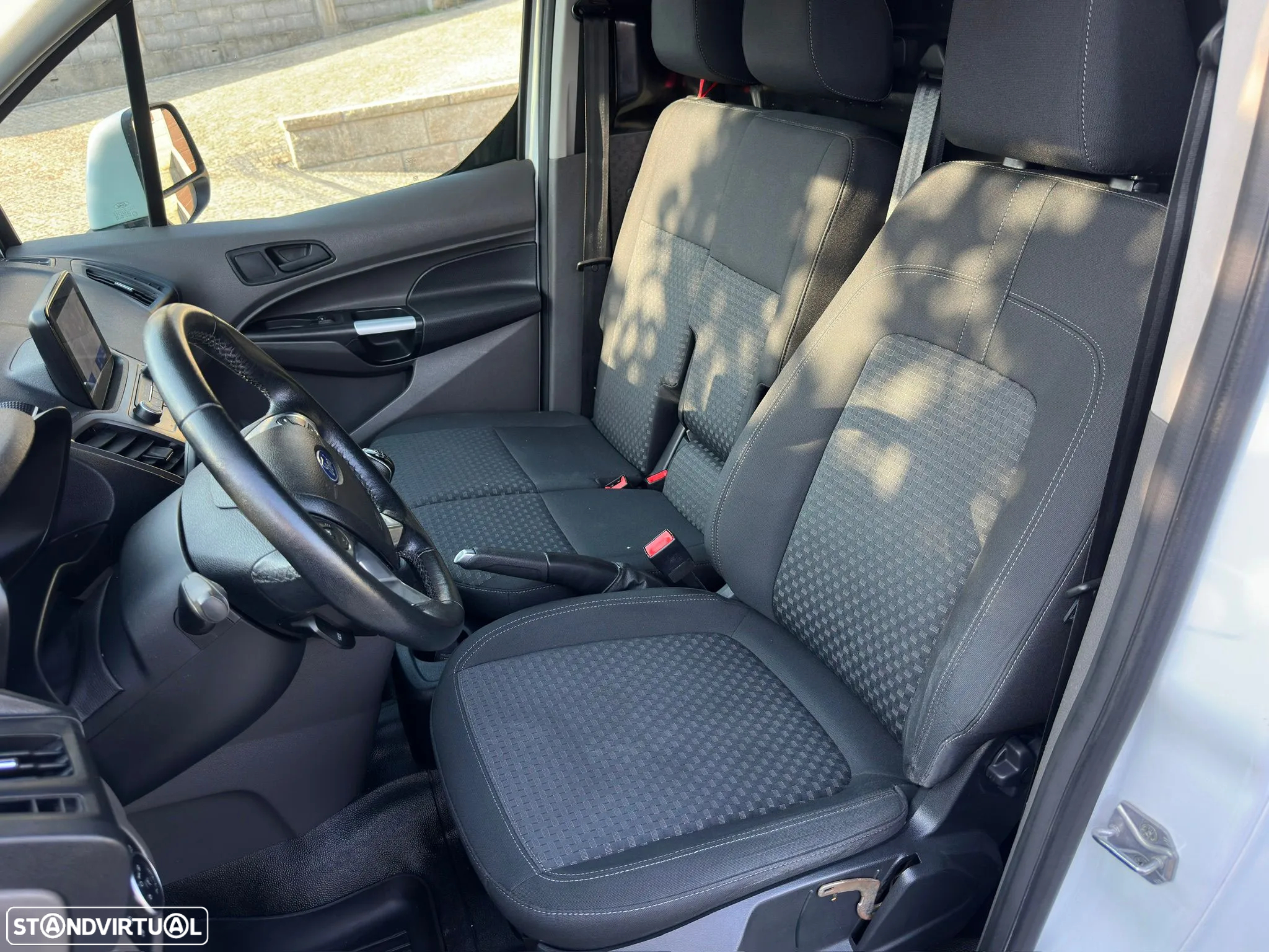 Ford TRANSIT CONECT - 12