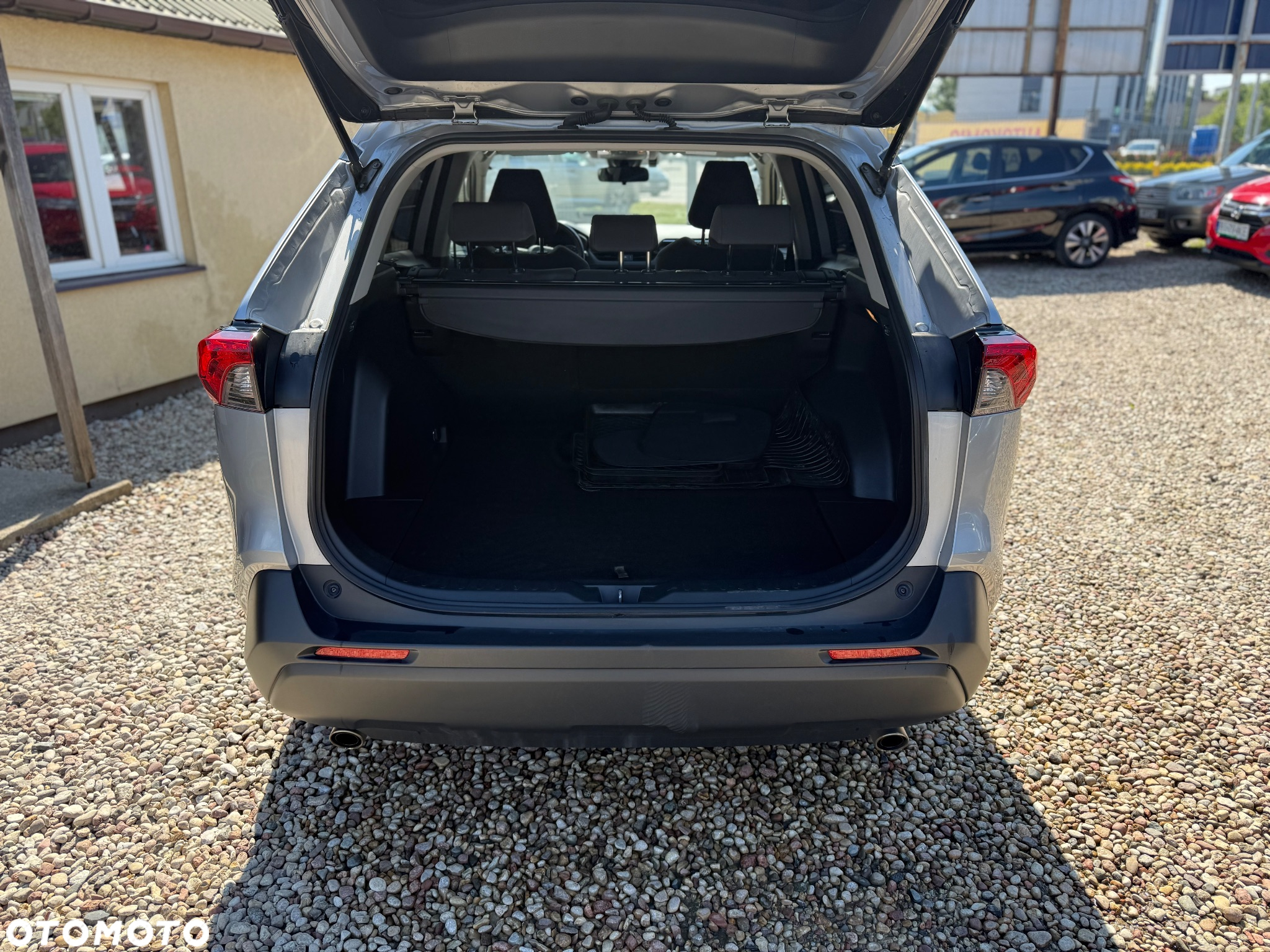 Toyota RAV4 2.5 Hybrid Comfort 4x2 - 11