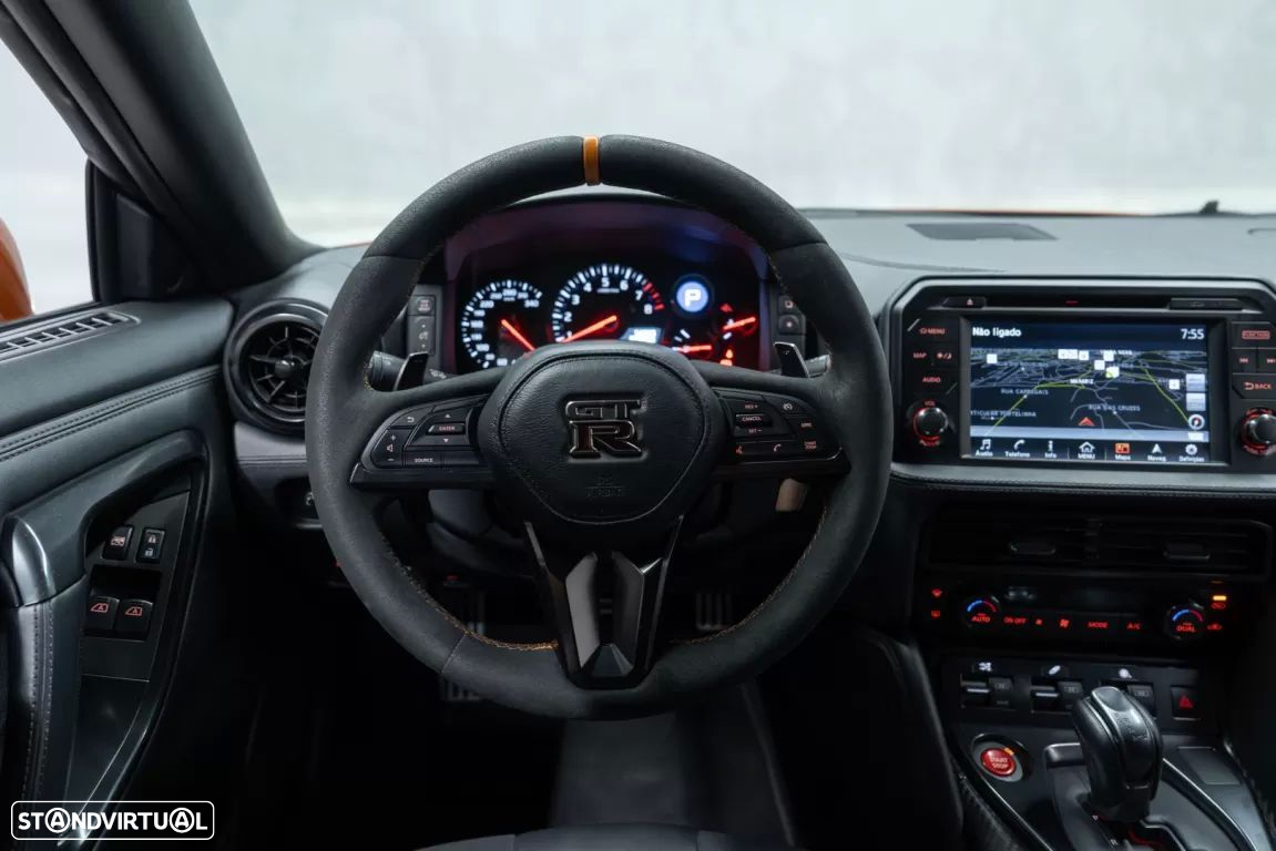 Nissan GT-R - 22