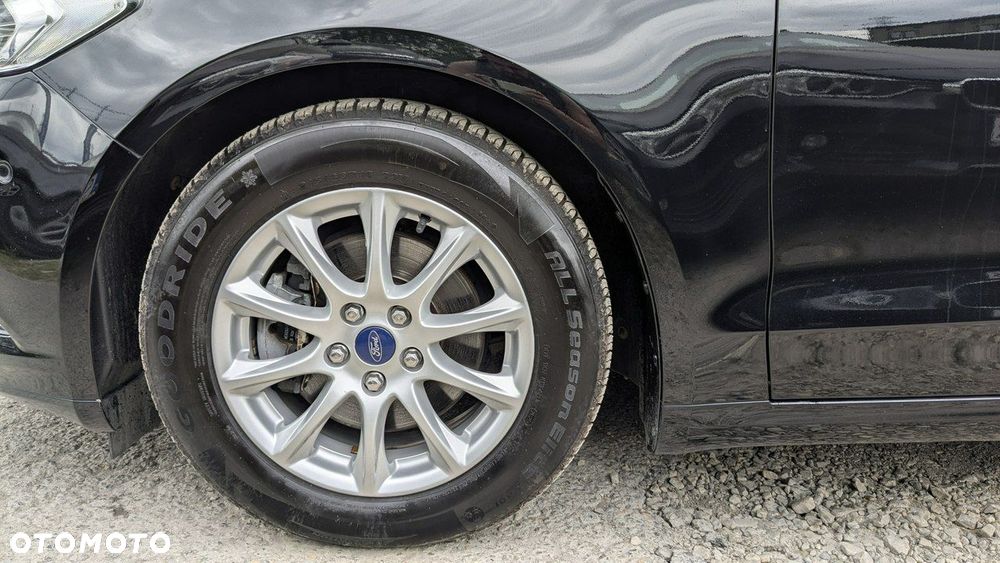 Ford Mondeo - 37