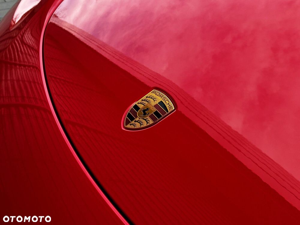 Porsche 718 Cayman - 11
