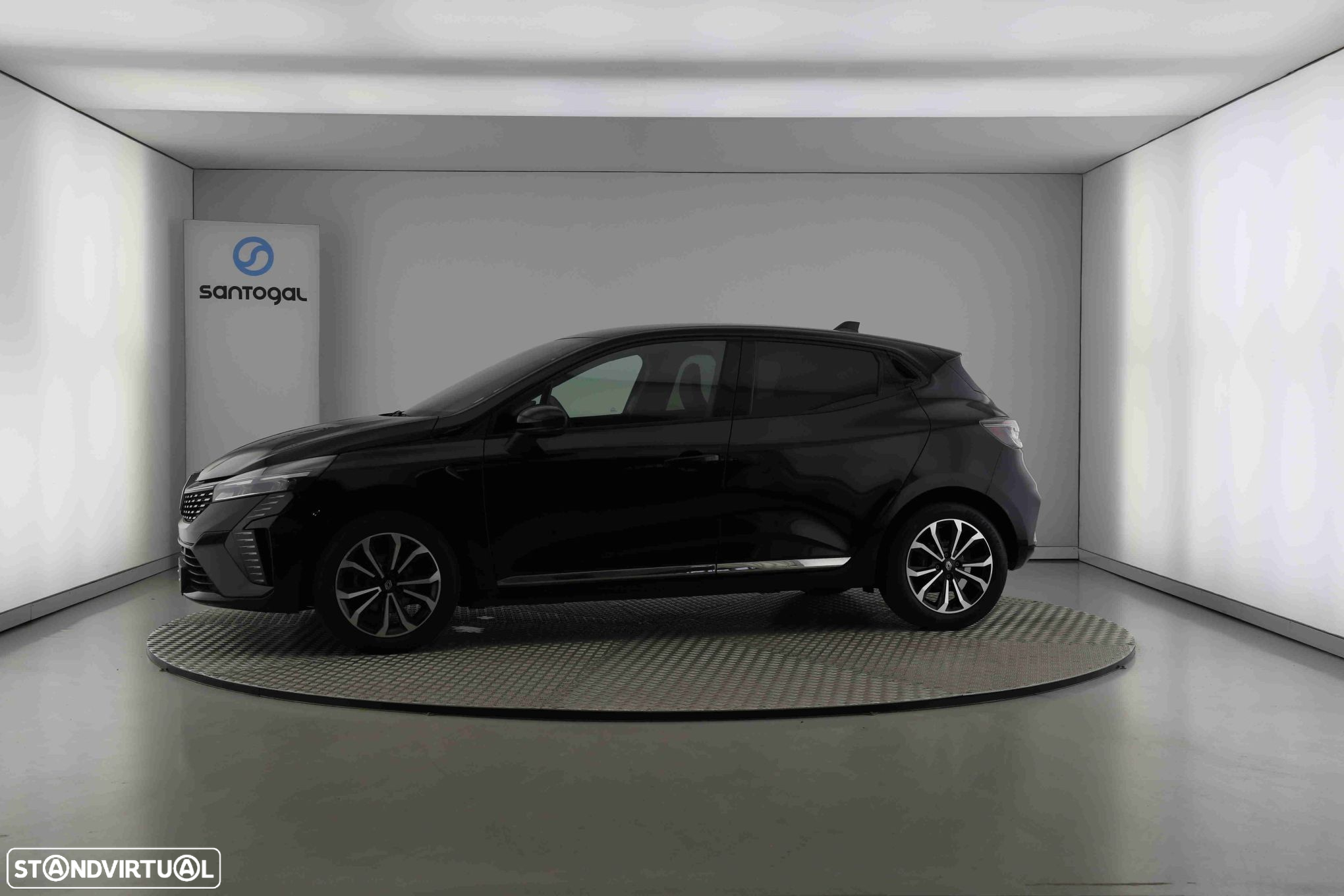 Renault Clio 1.0 TCe Techno Bi-Fuel - 2