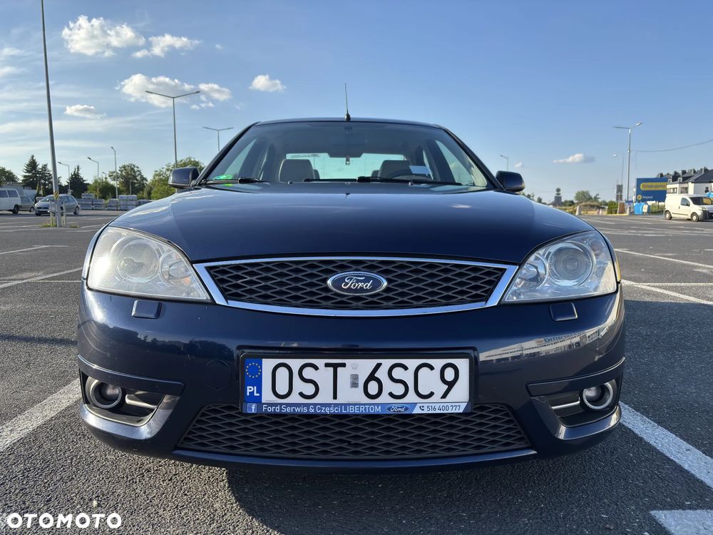 Ford Mondeo V6 ST 220 - 2