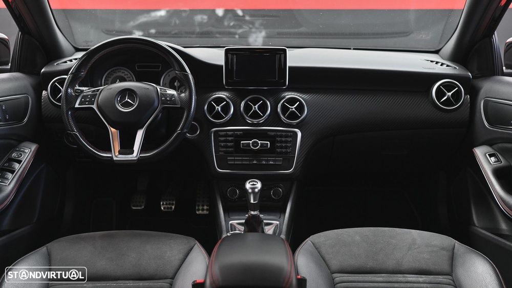 Mercedes-Benz A 180 CDI BE Edition AMG Line - 14