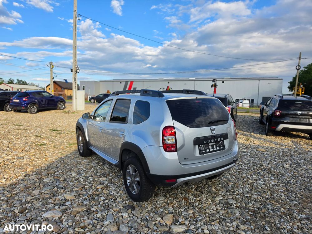 Dacia Duster 1.6 4x2 Laureate - 4