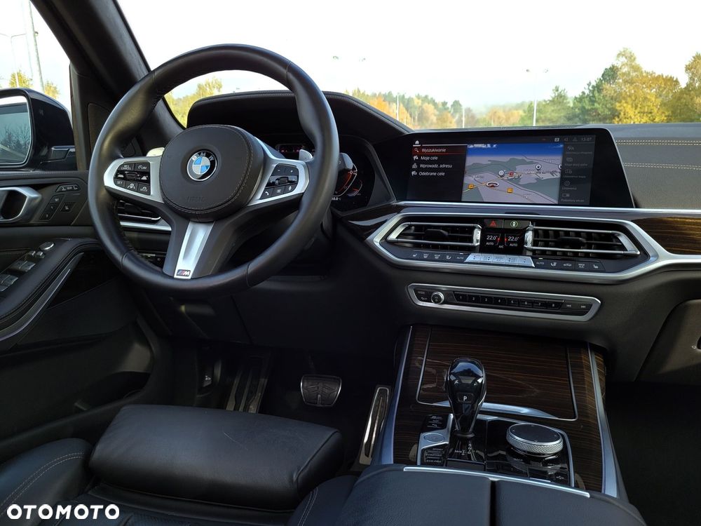 BMW X7 xDrive40d mHEV - 17