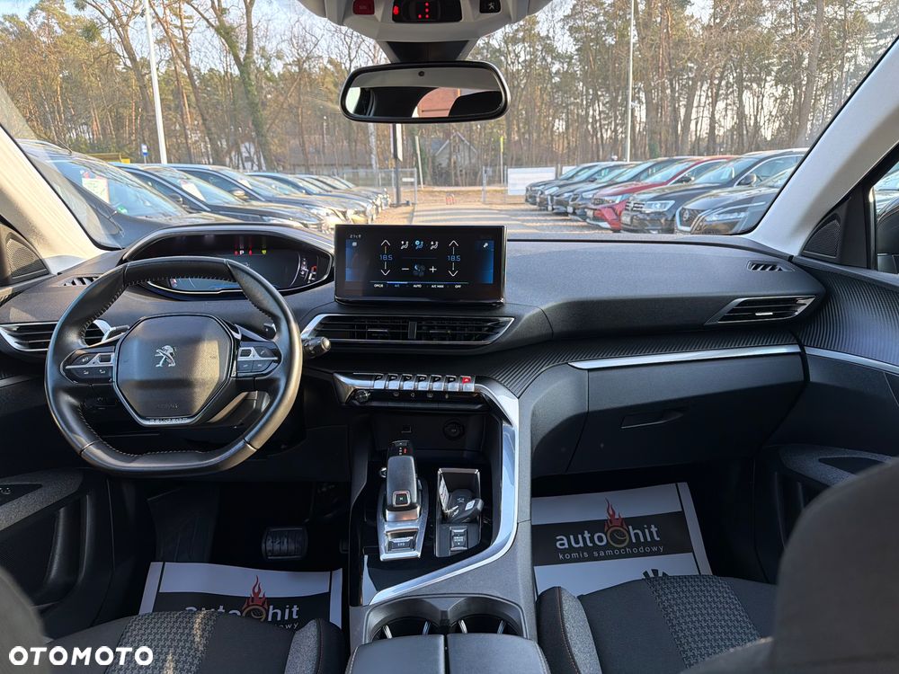 Peugeot 3008 1.5 BlueHDi Allure Pack S&S EAT8 - 28